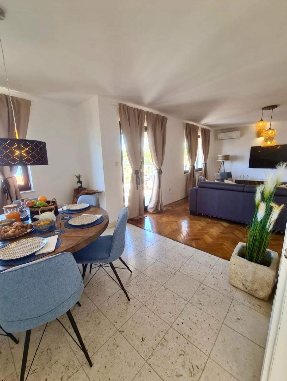 Apartments Mia Округ Горни Экстерьер фото